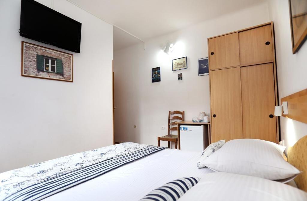 Rooms With A Parking Space Trogir - 17442 Bilik gambar